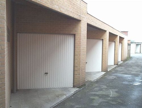                                         Garage à louer à Kortrijk, € 75
