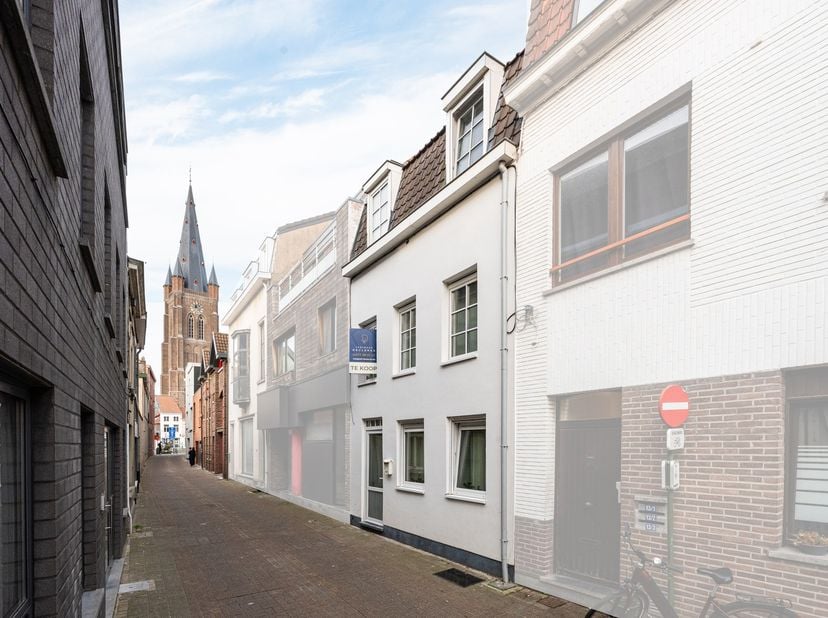 Huis te koop in Collegestraat 11,
                    9900 Eeklo