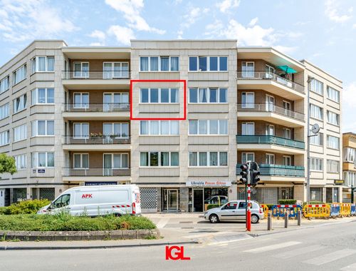                                         Appartement te koop in Laken, € 249.000
