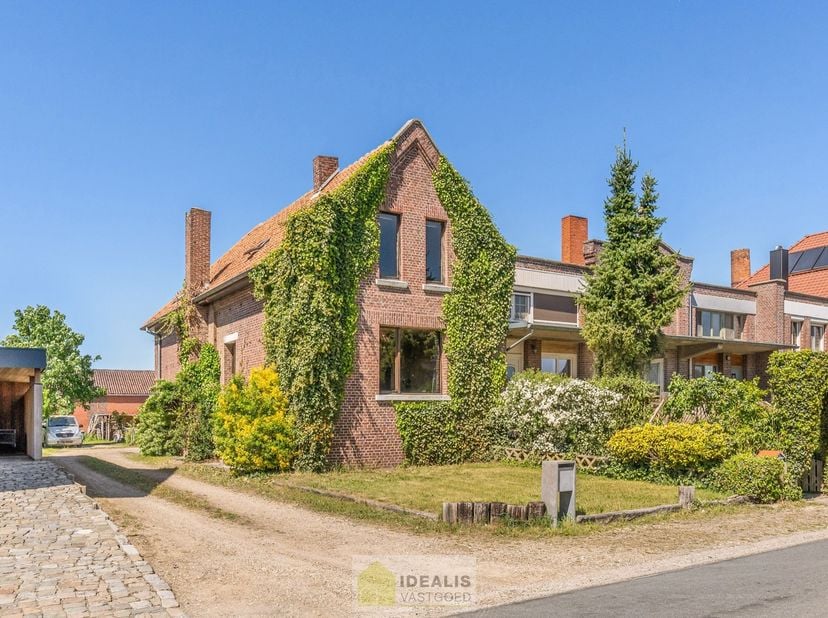 Maison à vendre
                    à 3960 Bree