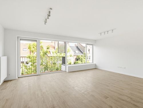                                         Appartement te koop in Sint-Andries, € 299.000
