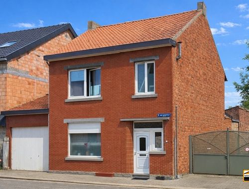                                         Maison à vendre à Heers, € 189.000
