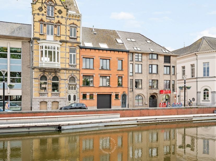 Appartement à louer
                    à 9160 Lokeren