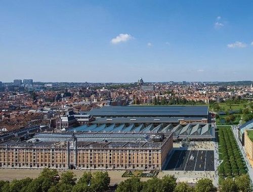                                         Bureaux à louer à Bruxelles, € 8.925
