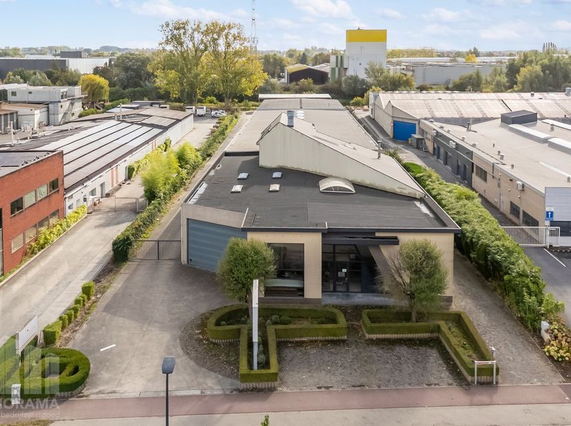 Bien professionnel à louer à Hekkestraat 16 boîte C,
                    9300 Aalst