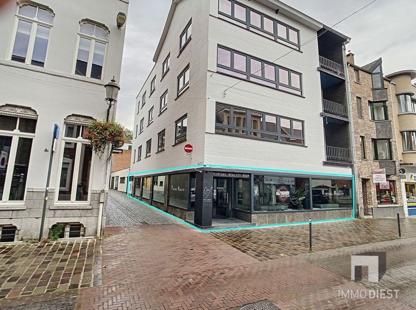 Appartement te koop in Koning Albertstraat 43,
                    3272 Diest