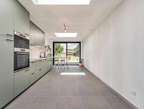                                         Maison à vendre à Ingelmunster, € 325.000
