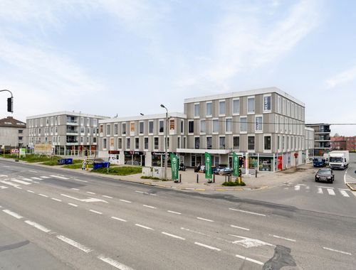                                        Handelszaak te koop in Sint-Pieters-Leeuw, € 954.112
