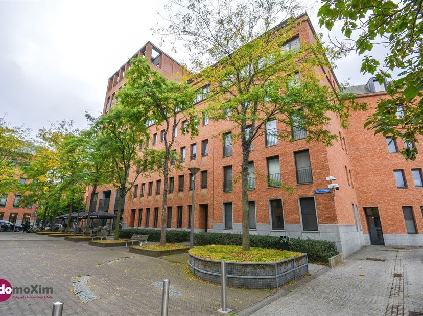Appartement meublé de 2 chambres à coucher dans le centre de Louvain<br />
 <br />
Vous entrez dans l'appartement par le hall d'entrée spacieux. Ce