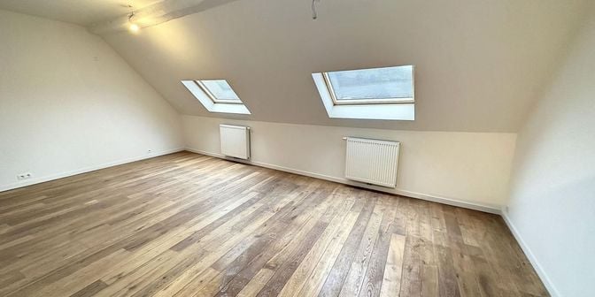 Appartement te huur in Rue de la Monnaie 14 bus 32, 5000 Namur
