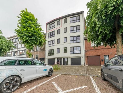                                         Appartement à louer à Niel, € 1.100

