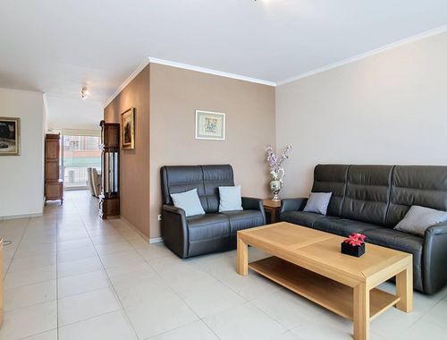                                         Appartement à louer à Sint-Niklaas, € 950
