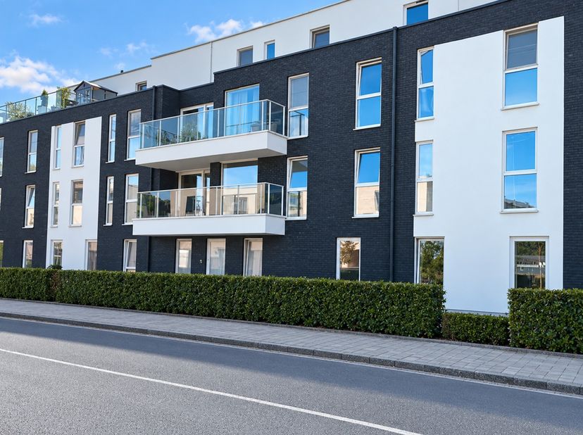 Appartement te koop in Stationsstraat 68 bus 001,
                    9690 Berchem