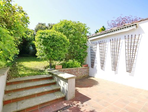                                         Maison à louer à Schaerbeek, € 2.700
