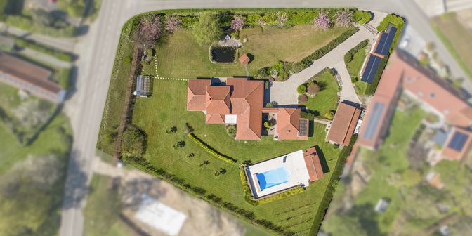 Huis te koop in Queneau 5b, 7880 Vloesberg