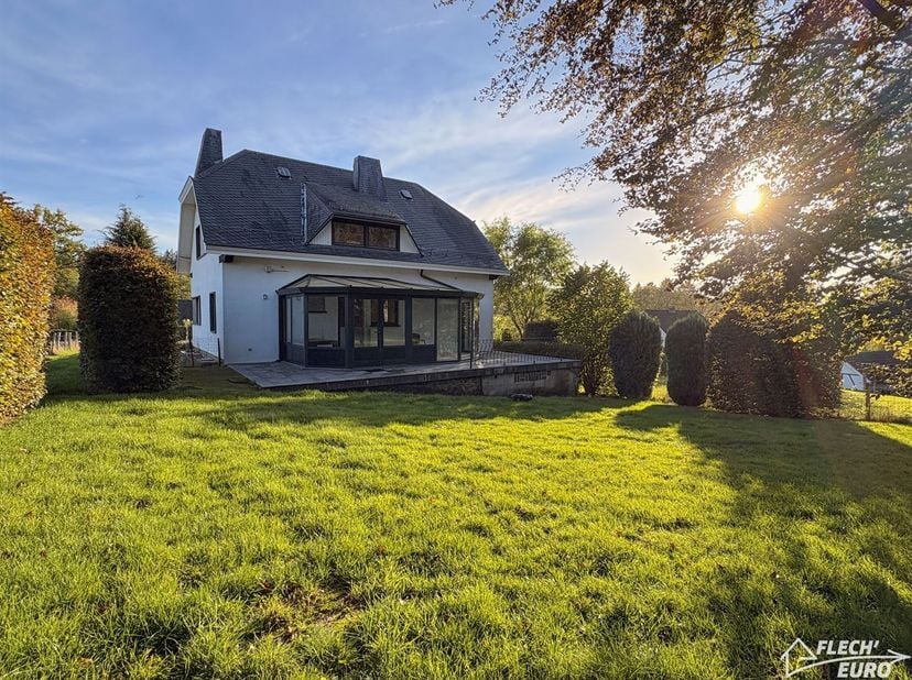 Maison à vendre à Route de Trois-Ponts 30,
                    4970 Stavelot