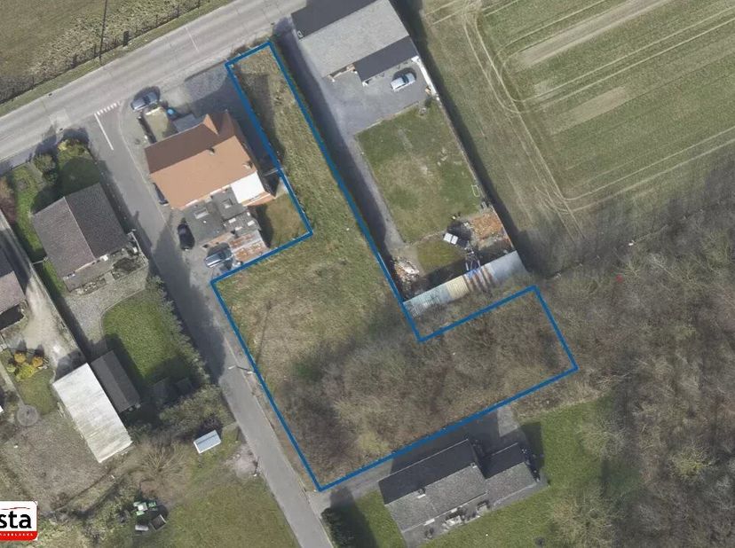 Terrain à vendre
                    à 3440 Budingen