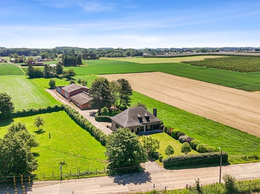 [[ DIT PAND NEEMT DEEL AAN DE ERA OPEN HUIZEN DAG OP 13/6 VAN 11:00 TOT 12:00 ]]<br />
Dit pand neemt deel aan de ERA Open Huizen Dag. Te bezichtigen