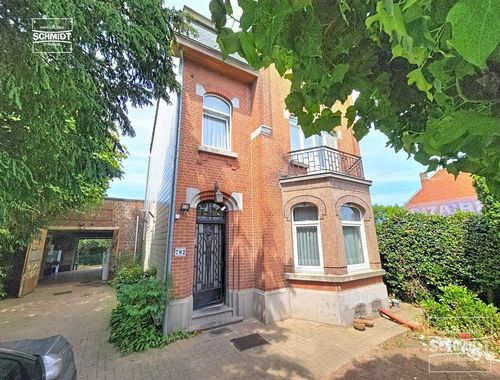                                         Eengezinswoning te koop in Sint-Pieters-Leeuw, € 390.000
