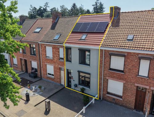                                         Woning te koop in Sint-Andries, € 379.000
