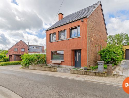                                         Woning te koop in Denderhoutem, € 289.000
