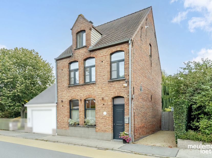 Huis te koop in Kanunnik Andriesstraat 4,
                    8020 Ruddervoorde