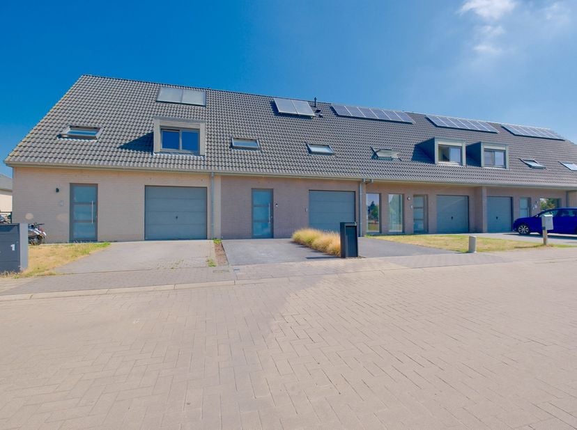 Maison à vendre à Rozendale 3,
                    8810 Lichtervelde