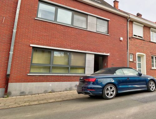                                         Maison à louer à Wezembeek-Oppem, € 2.400
