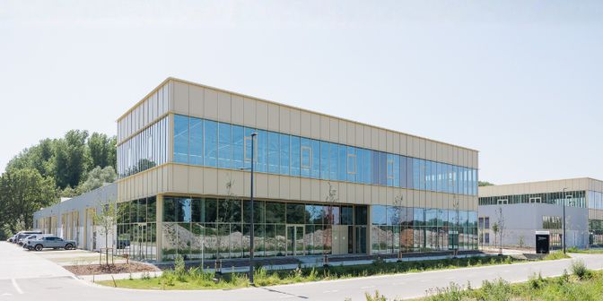 Bien professionnel à vendre à Grote Baan 302, 1620 Drogenbos