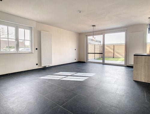                                         Appartement te huur in Staden, € 785
