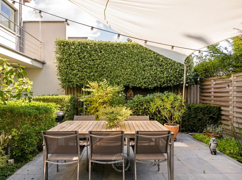 Huis te koop in Theofiel Lybaertstraat 50,
                    9040 Sint-Amandsberg