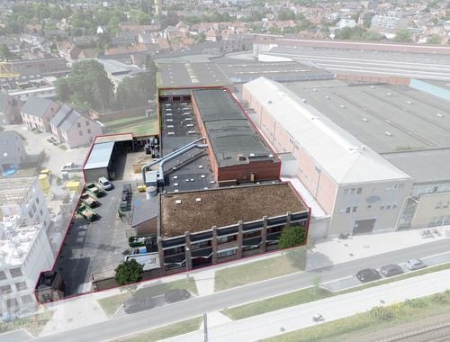                                         Bâtiment d’entreprise à vendre à Roeselare, € 1.750.000
