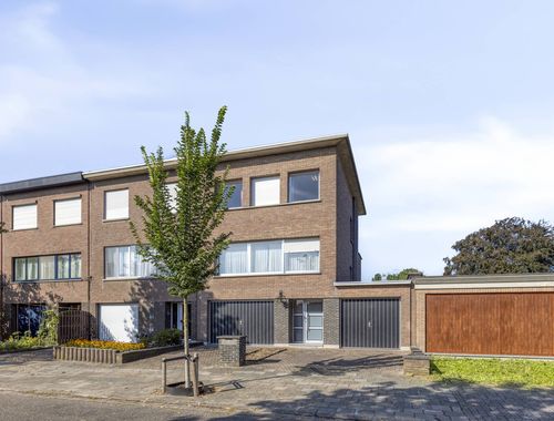                                         Woning te koop in Wilrijk, € 415.000
