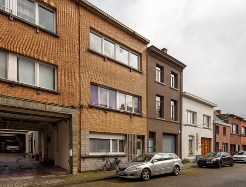                                         Appartement à vendre à Deurne, € 177.500
