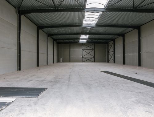                                         Bâtiment d’entreprise à vendre à Oostkamp, € 991.287
