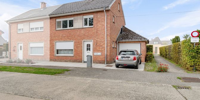 Huis te koop in Acacialaan 54, 9240 Zele