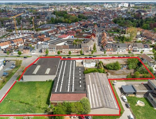                                         Bien commercial à louer à Roeselare, € 17.500
