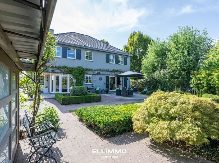 Huis te koop in Hasseltsesteenweg 111,
                    3720 Kortessem