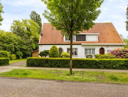                                         Eengezinswoning te koop in Brasschaat, € 475.000
