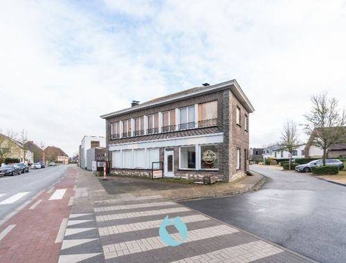                                         Huis te koop in Lovendegem, € 385.000
