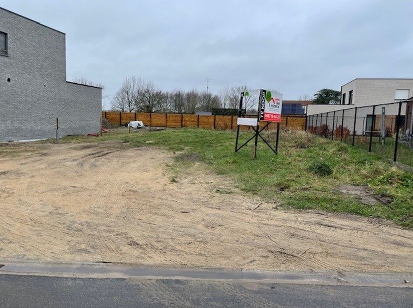 Terrain à vendre
                    à 9290 Berlare