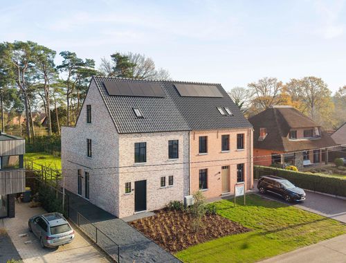                                         Woning te koop in Lille, € 548.000
