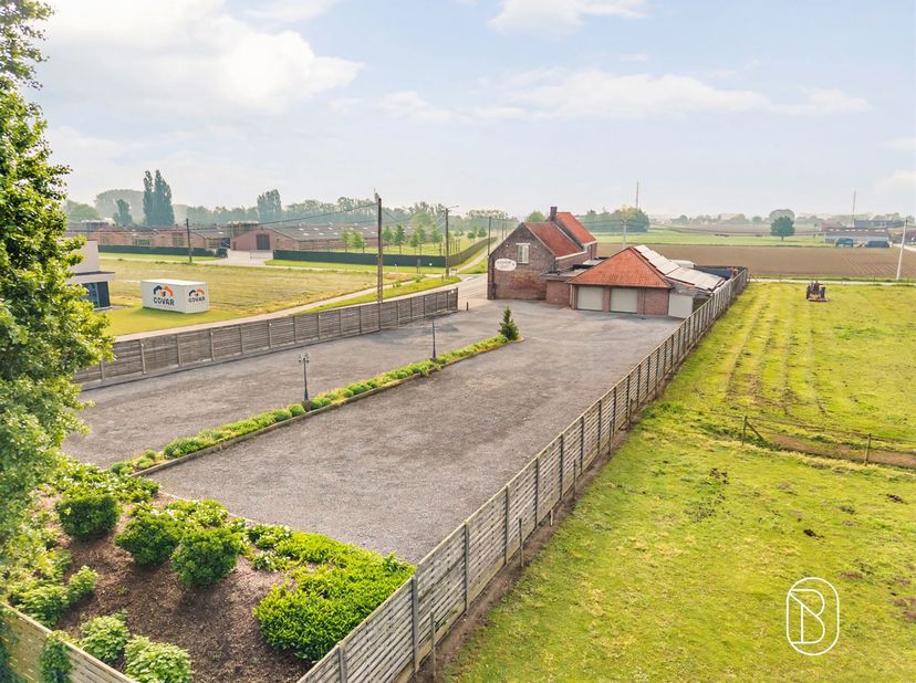 Bedrijfsvastgoed te koop in Varingstraat 2,
                    9800 Deinze