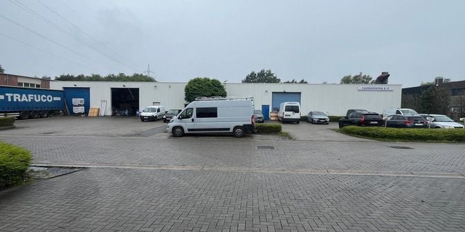 Bedrijfsvastgoed te huur in 2627 Schelle