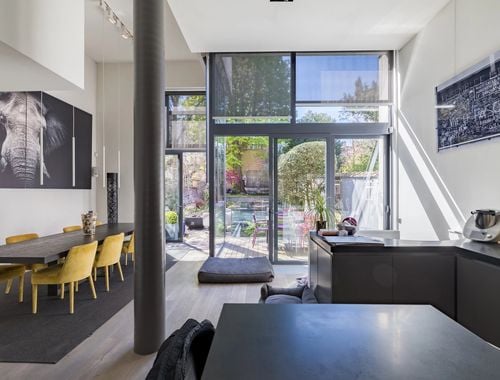                                         Maison à vendre à Ixelles, € 2.450.000
