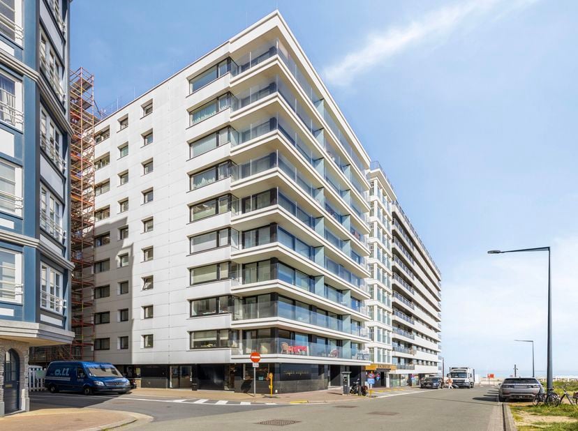 Appartement à vendre
                    à 8301 Heist-aan-Zee