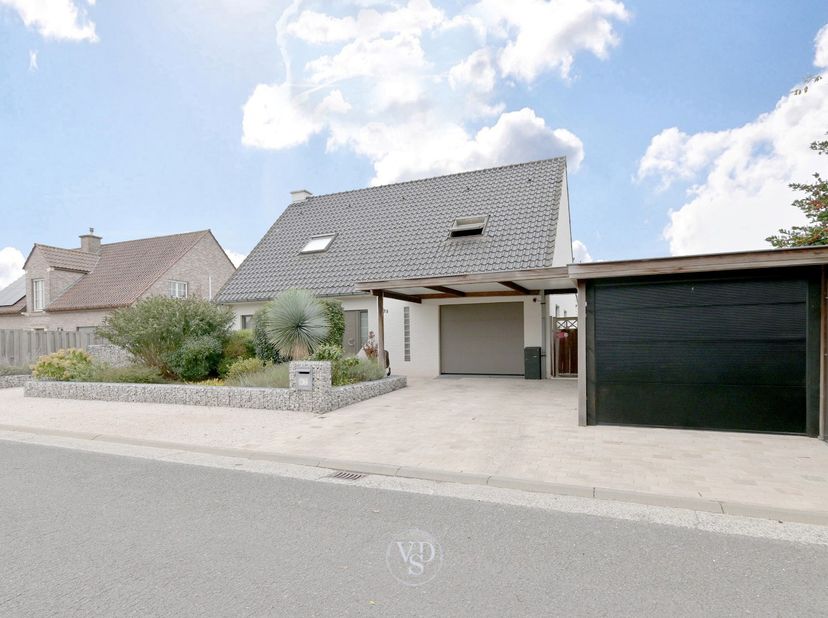 Huis te koop in Pontweg 67,
                    9890 Gavere