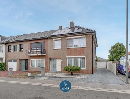                                        Maison à vendre à Lanaken, € 349.000
