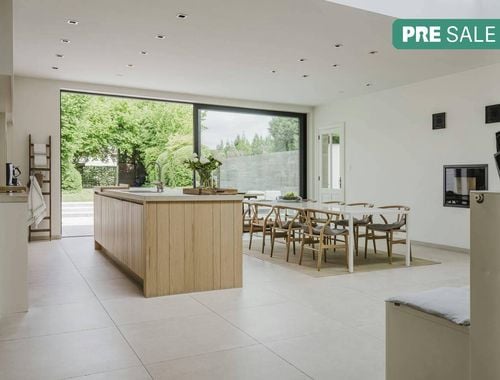                                         Woning te koop in Kortrijk, € 585.000
