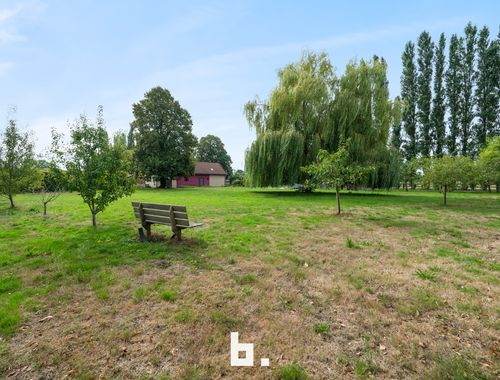                                         Moderne villa te koop in Zedelgem, € 570.000
